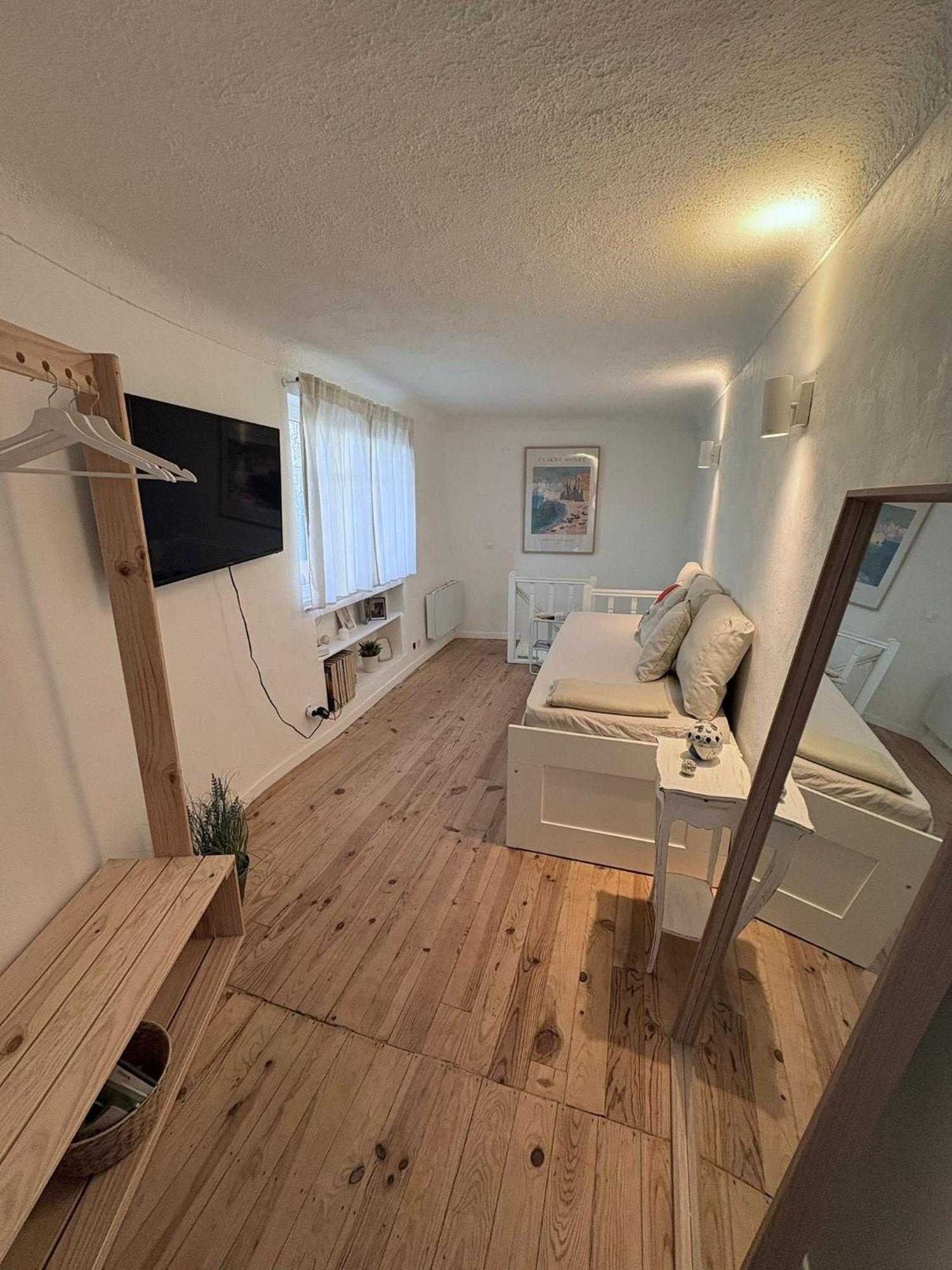 Duplex Au Pied Du Chateau Cagnes-sur-Mer Esterno foto