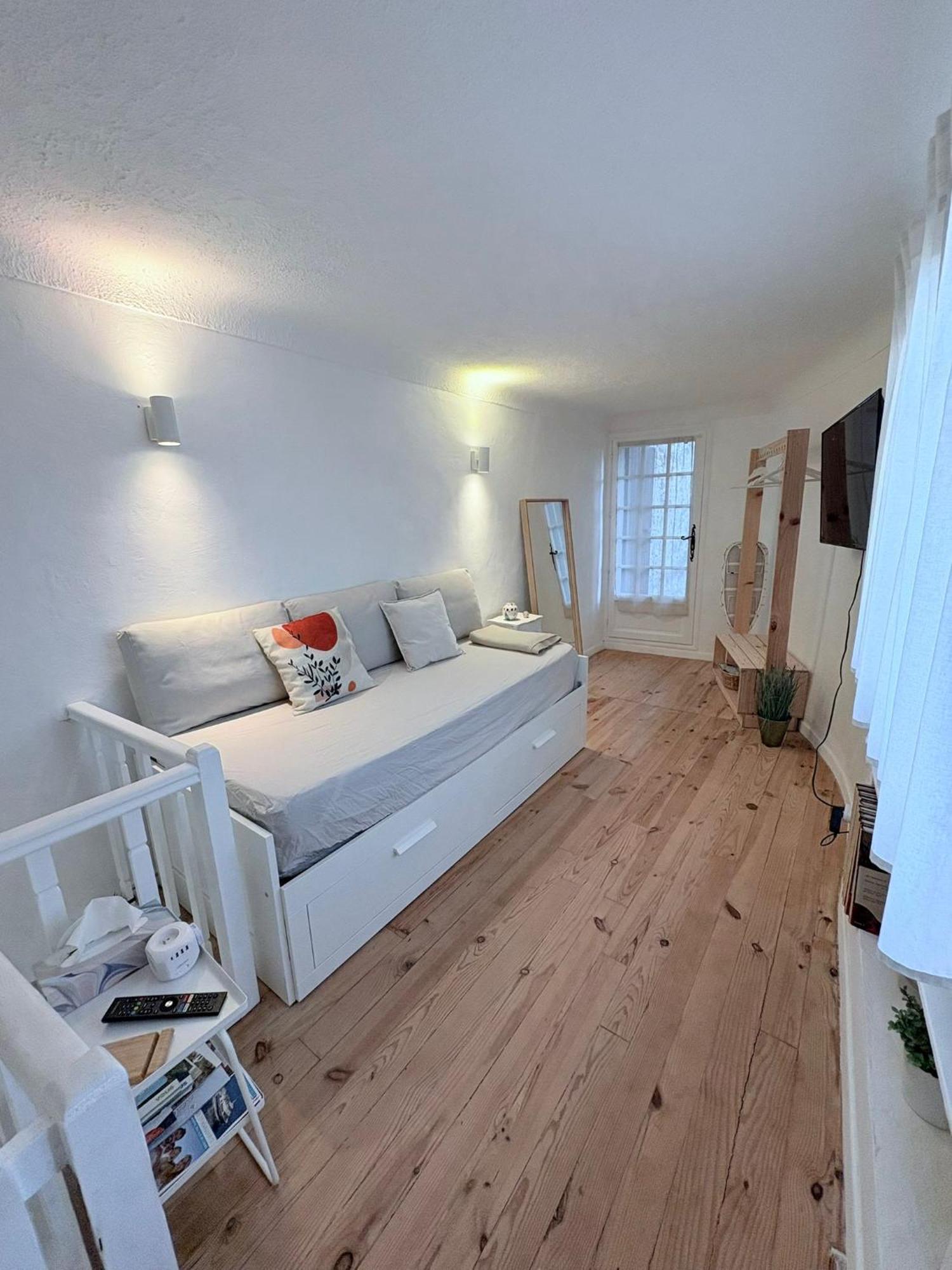 Duplex Au Pied Du Chateau Cagnes-sur-Mer Esterno foto